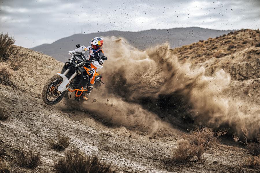 2025 KTM 1390 Super Adventure S